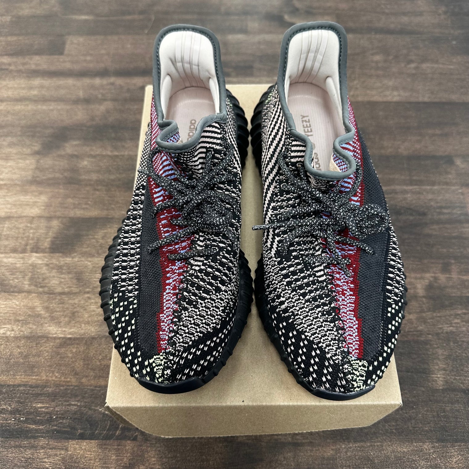 Yecheil Yeezy 350 (USED,No box)