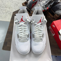 White Oreo Jordan 4 (USED)