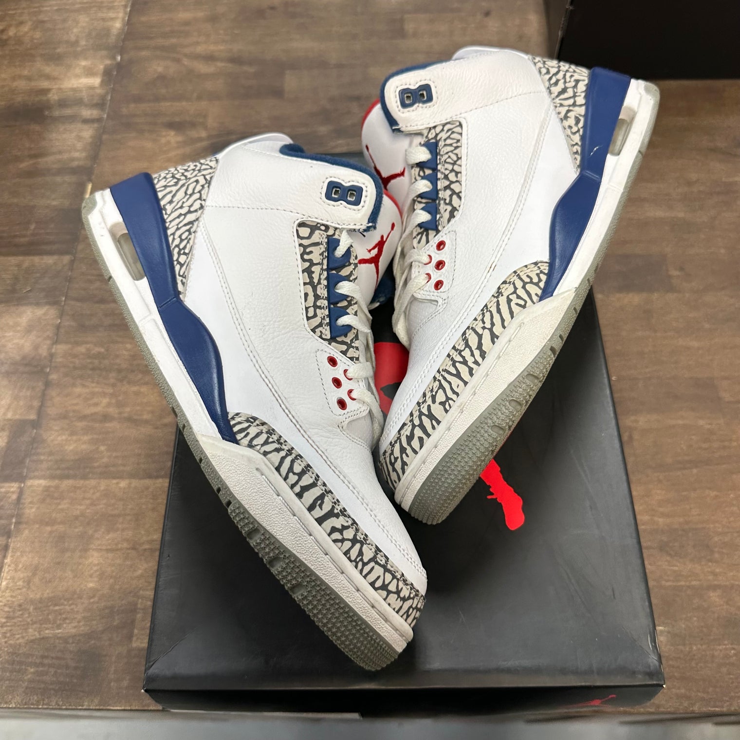 True Blue Jordan 3 (USED)