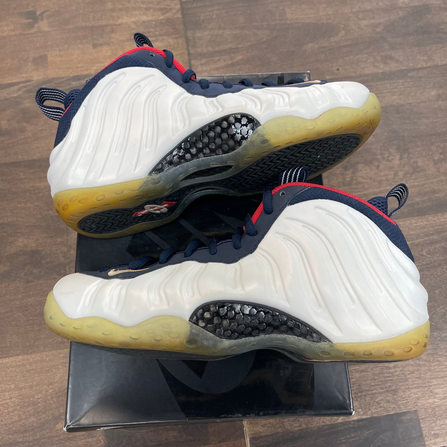 Olympic Nike Foamposite (USED)