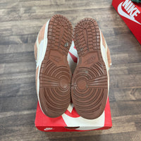 Medium Curry Nike Dunk Low (USED)