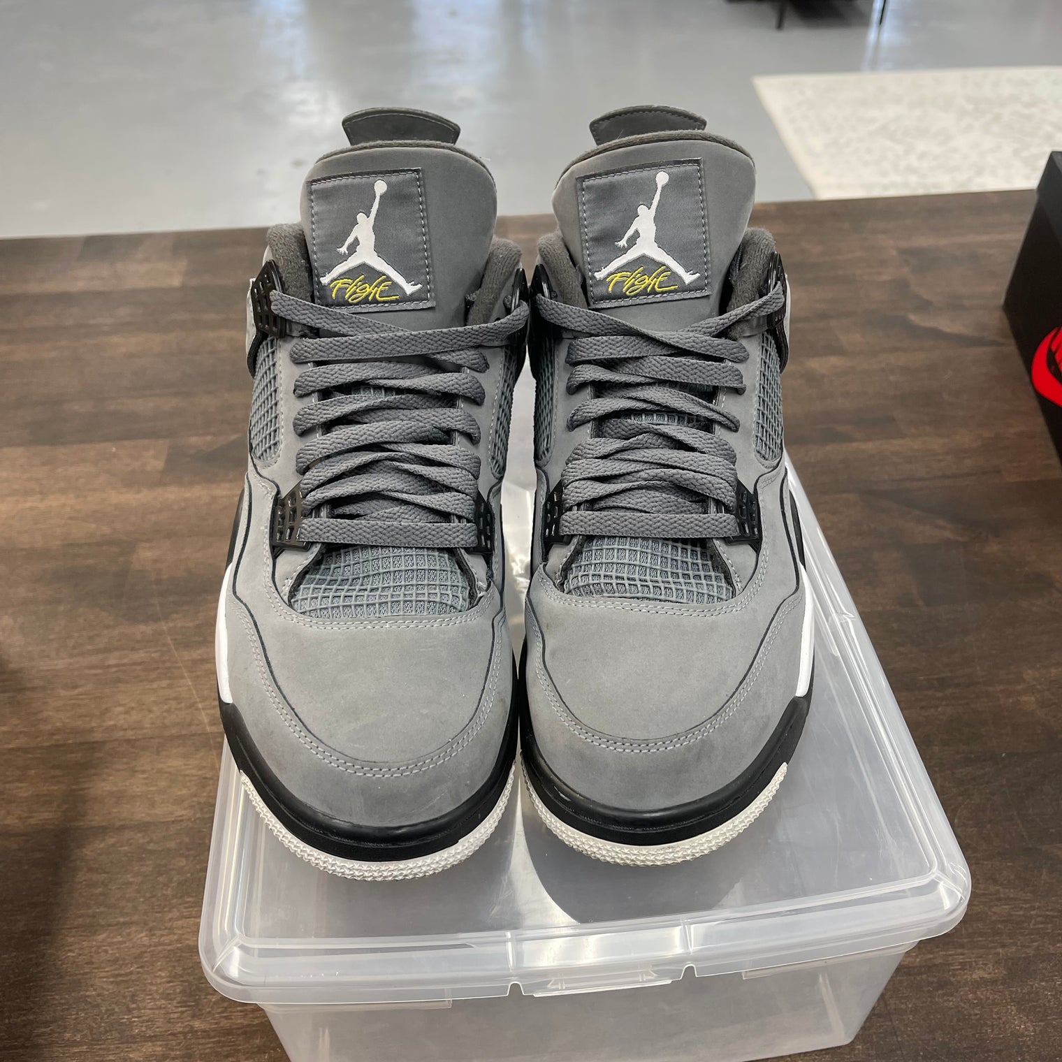 Cool Grey Jordan 4 (USED, No Box)