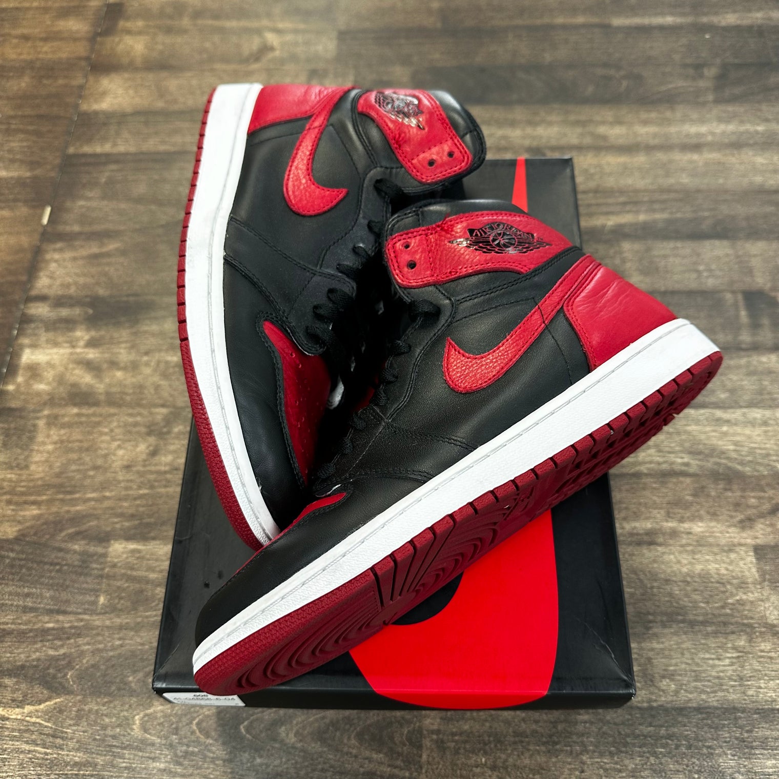 Banned Bred Jordan 1 High (USED, No insoles)