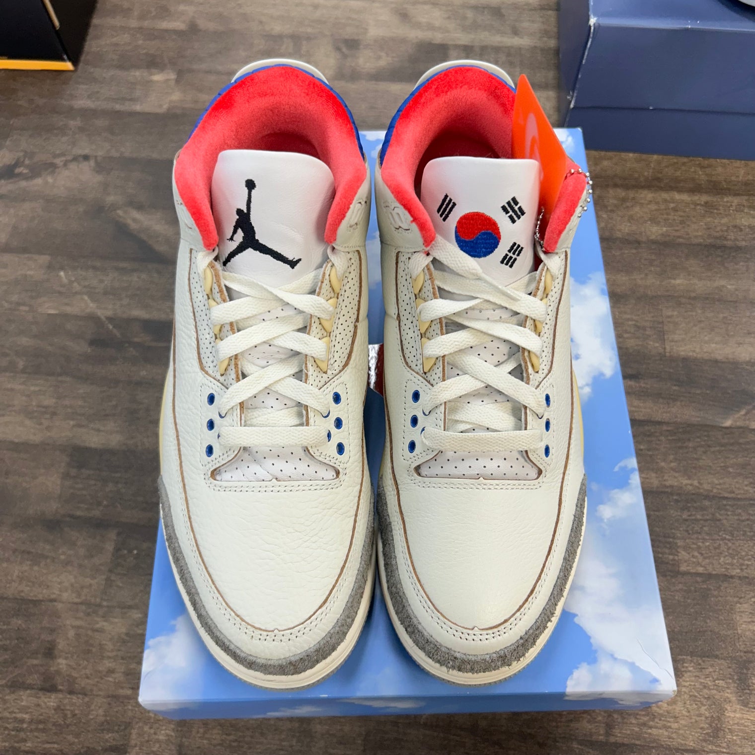 Seoul 2.0 Jordan 3 Retro (USED)