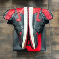 Banned Jordan 1 Retro High OG (USED)