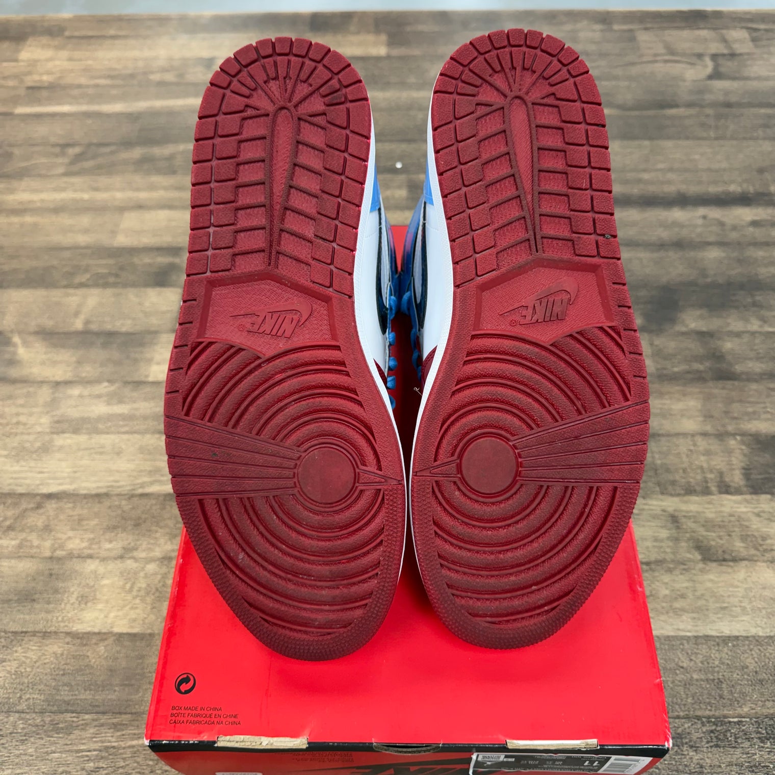 Jordan 1 Retro High Fearless UNC Chicago (US 11) (USED, No Lid)