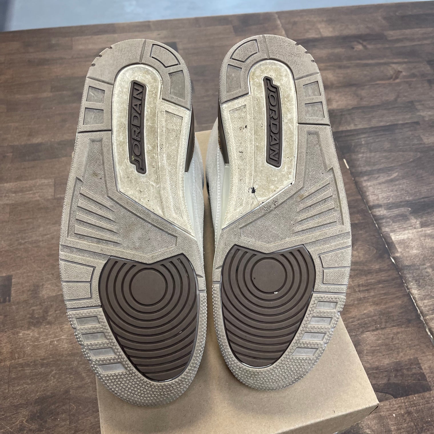 Palomino Jordan 3 Retro (USED, No Box)