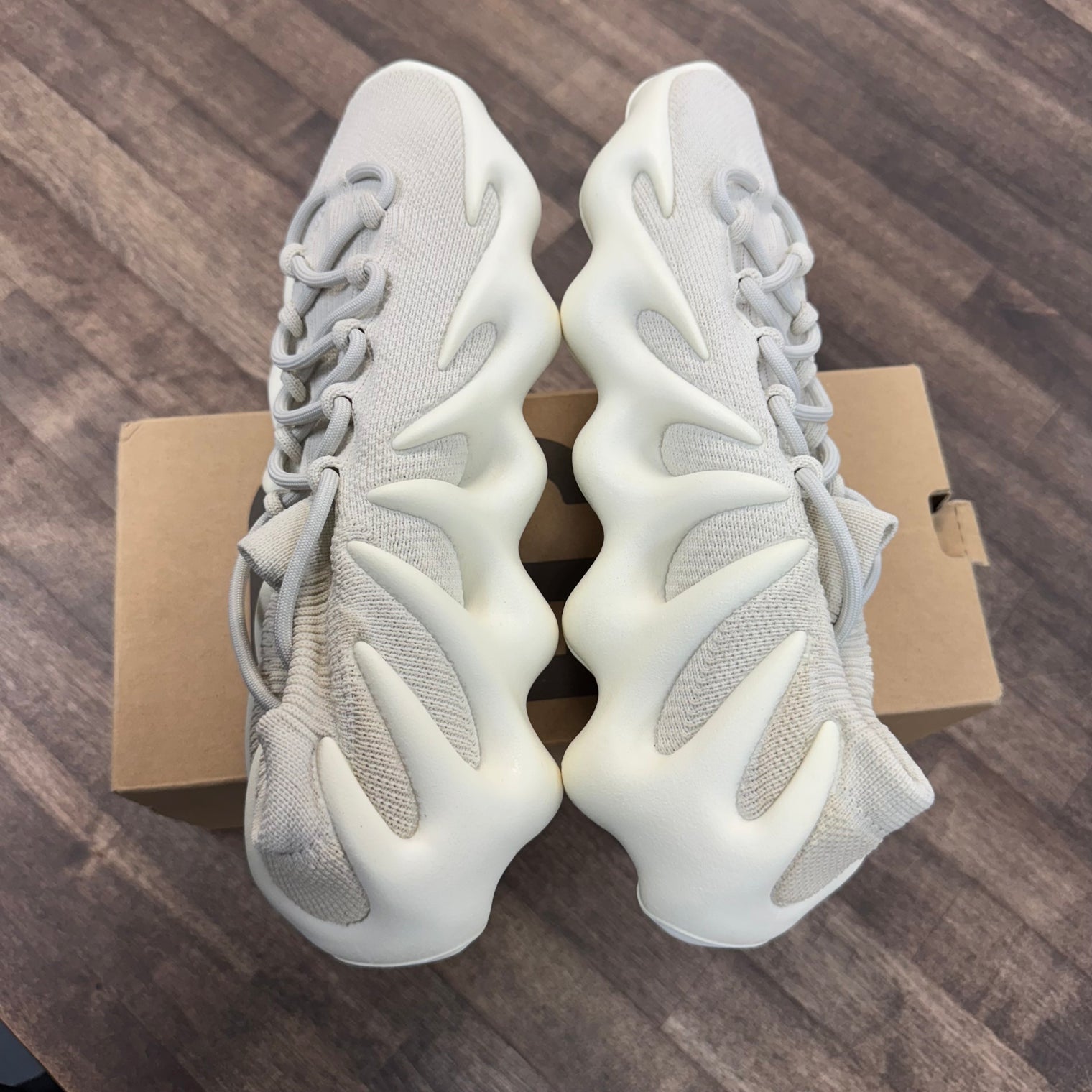 Cloud Yeezy 450 (USED)