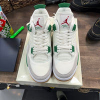 Jordan 4 Retro SB Pine Green (US 10.5) (USED)