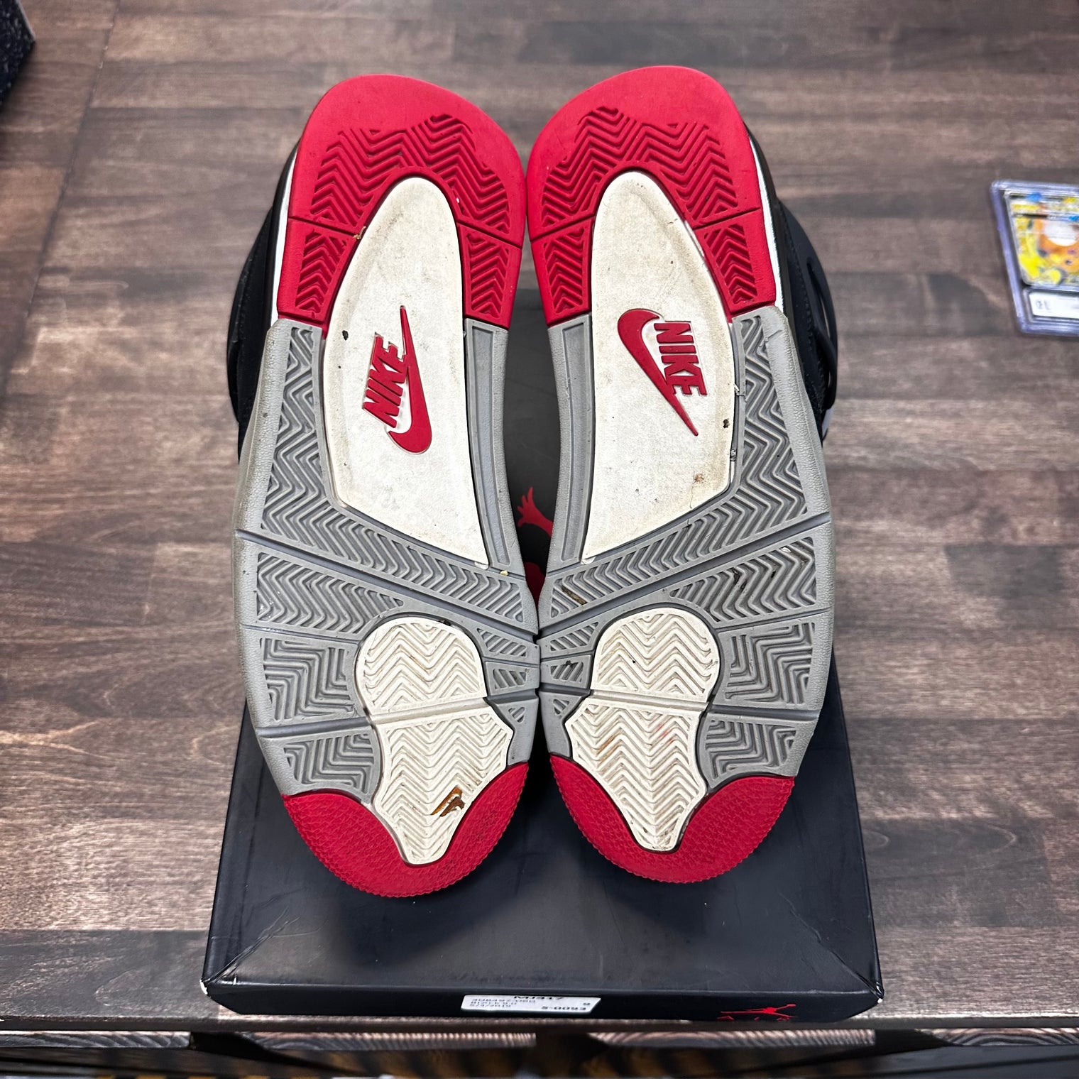 Bred Jordan 4 (2019) (USED)