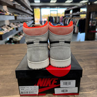 Neutral Grey Hyper Crimson Jordan 1 Retro High (USED)