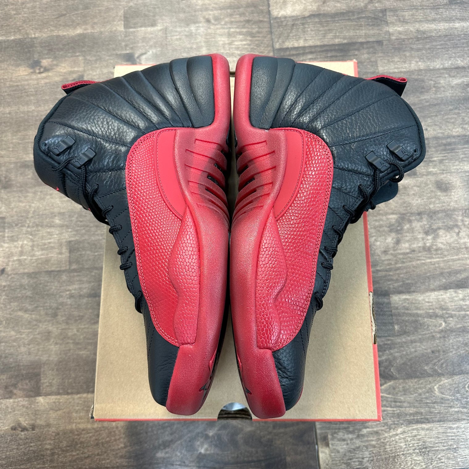 Flu Game Jordan 12 Retro (Lightly Worn)