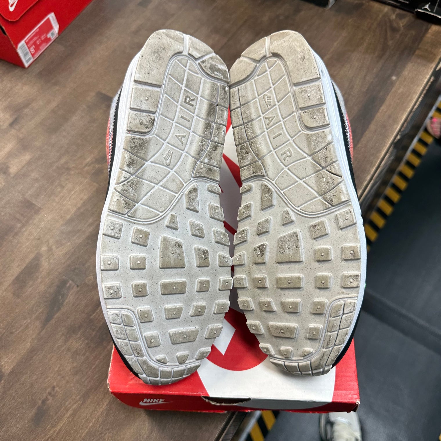 Recycled White Nike Air Max 1 (USED)