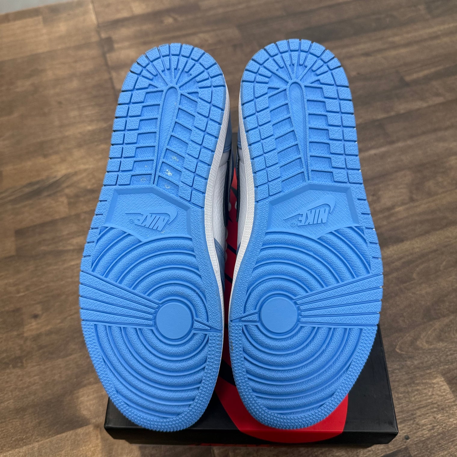 University Blue Jordan 1 High (USED)