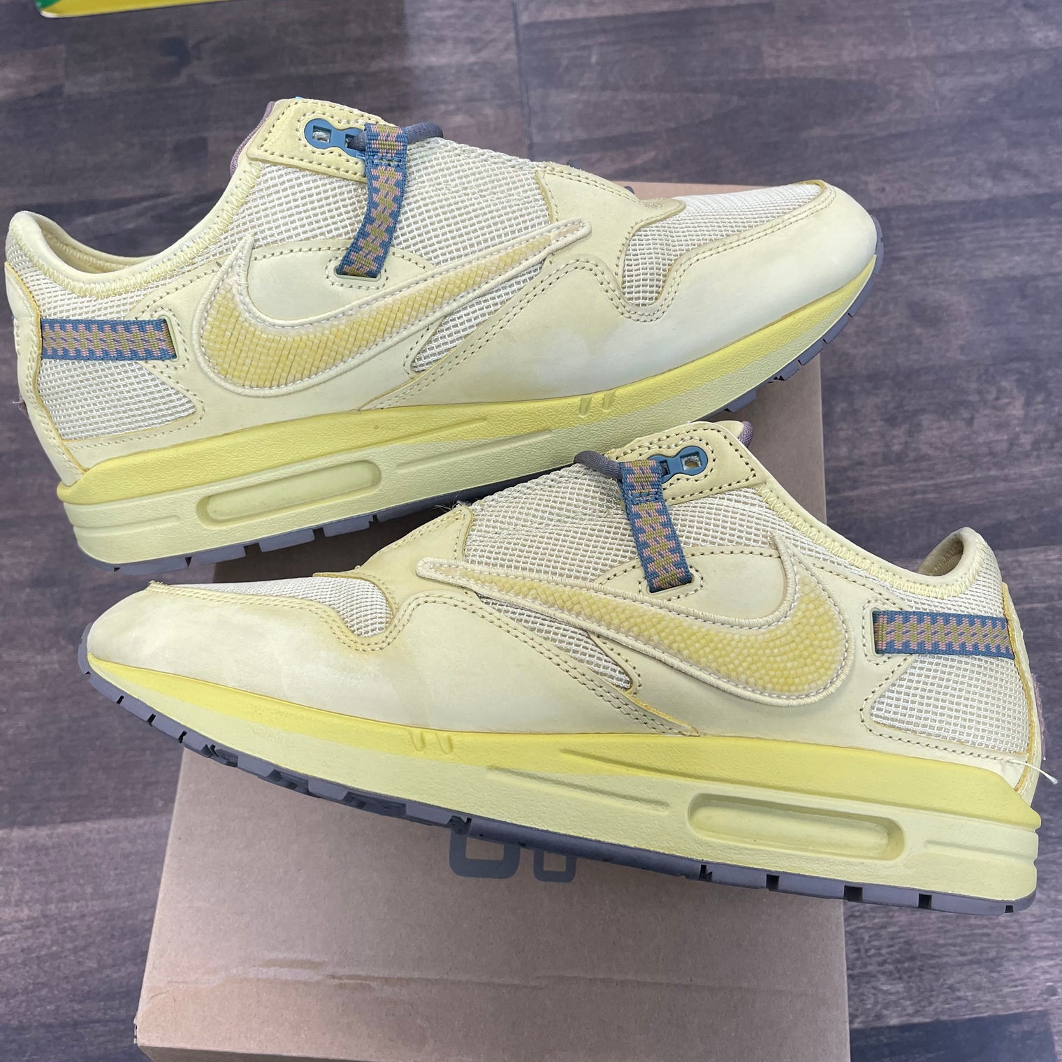 Travis Scott Saturn Air Max 1 (USED)