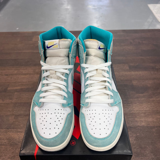 Turbo Green Jordan 1  High (USED)