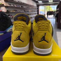 Lightning Jordan 4 Retro (USED)