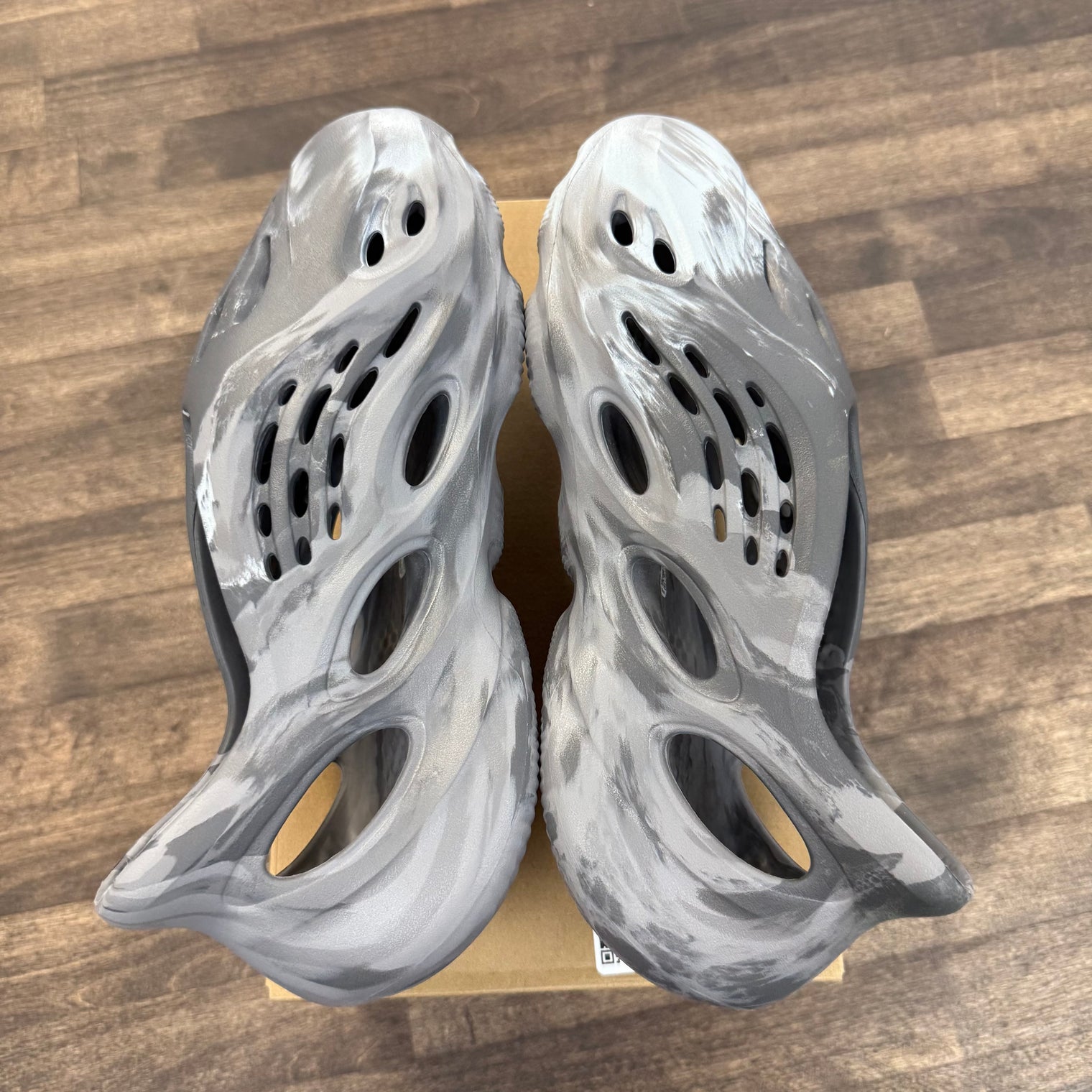 MX Granite Yeezy Foam RNNR (USED)