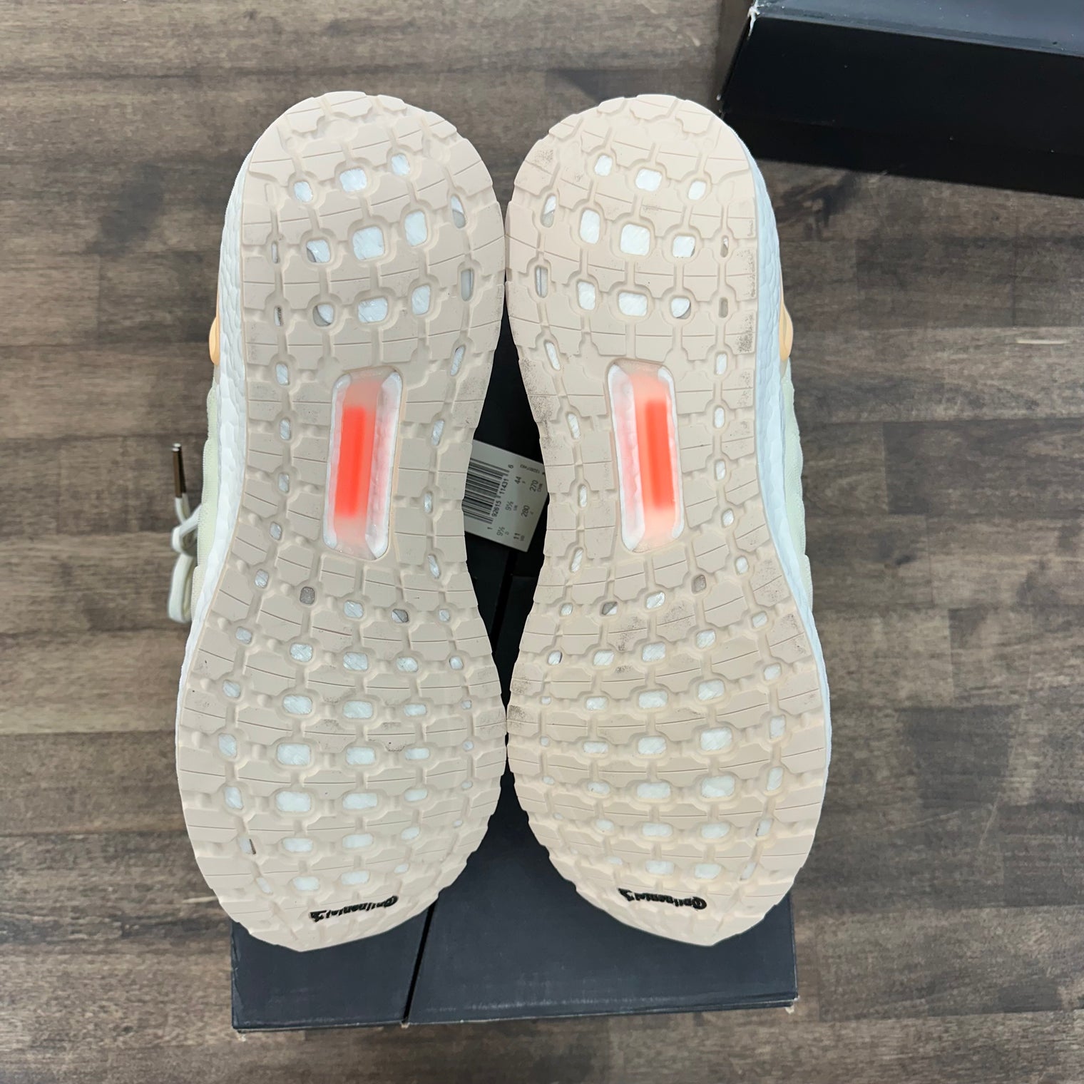 Off White Glow Orange adidas Ultra Boost 19 (Lightly Worn)