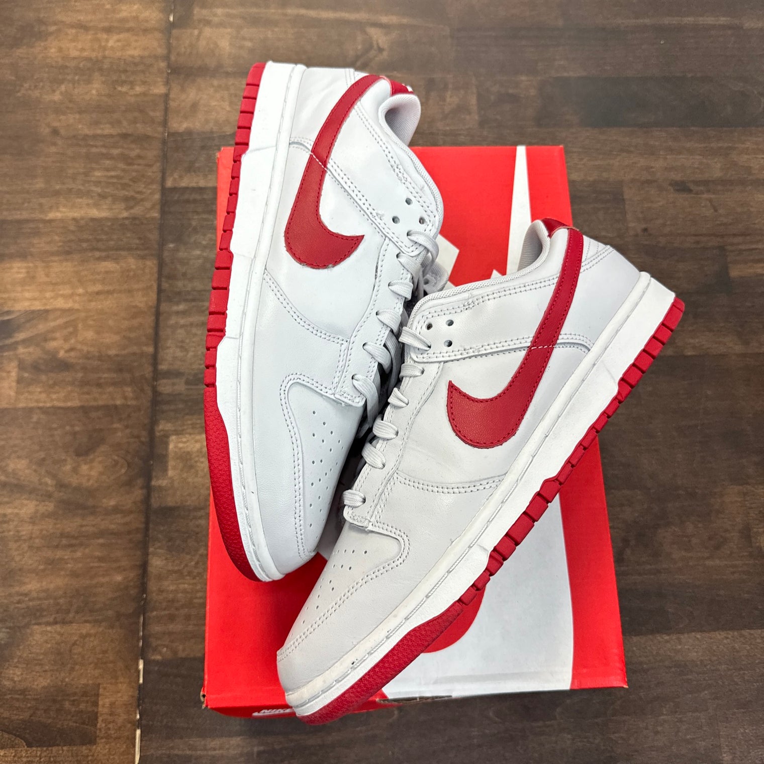 Vast Grey Varsity Red Dunk Low (USED)