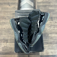Cap and Gown Jordan 11 Retro (USED)