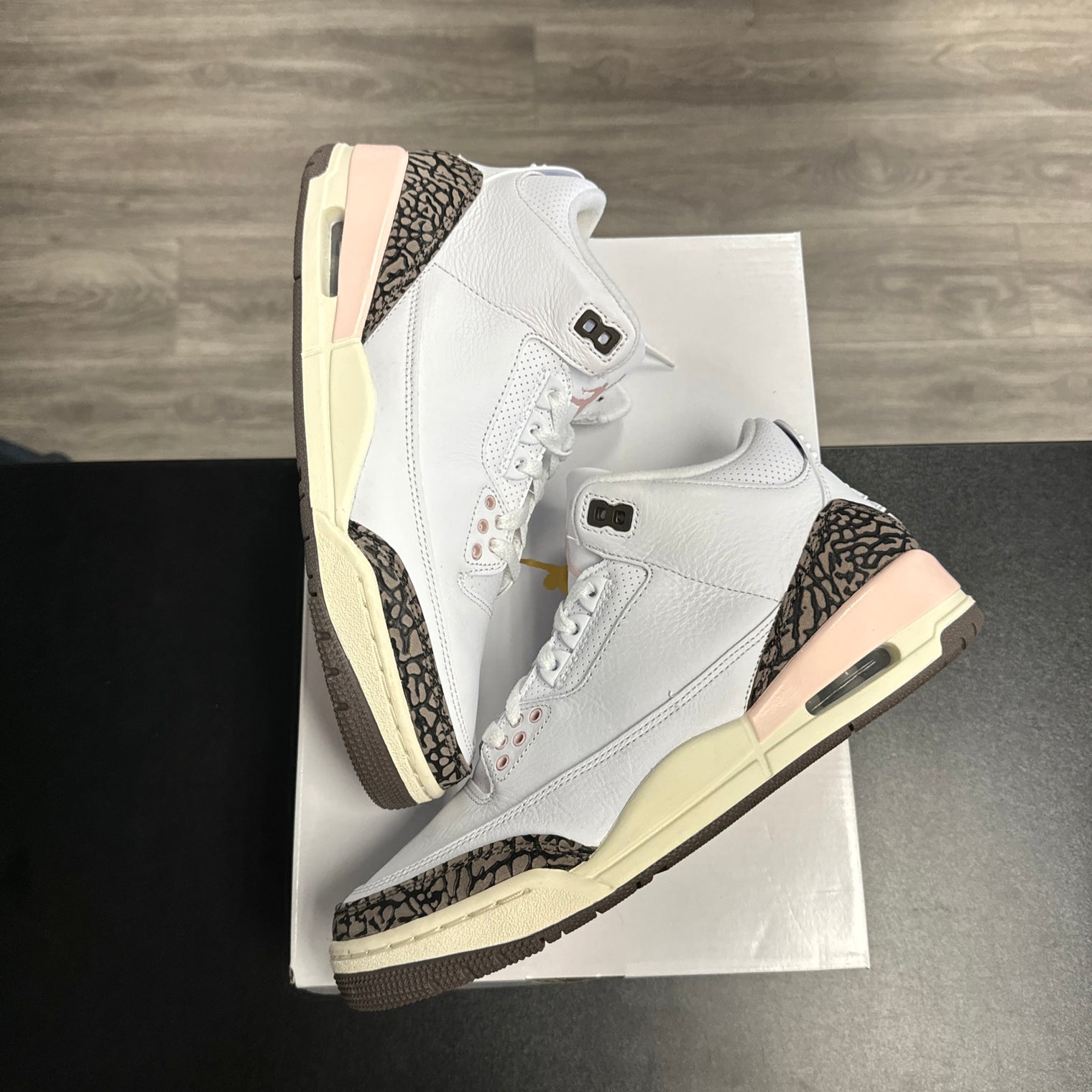(W) Neapolitan Jordan 3 (USED)