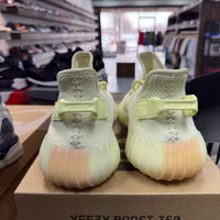 Butter Adidas Yeezy Boost 350 V2 (Lightly Worn)