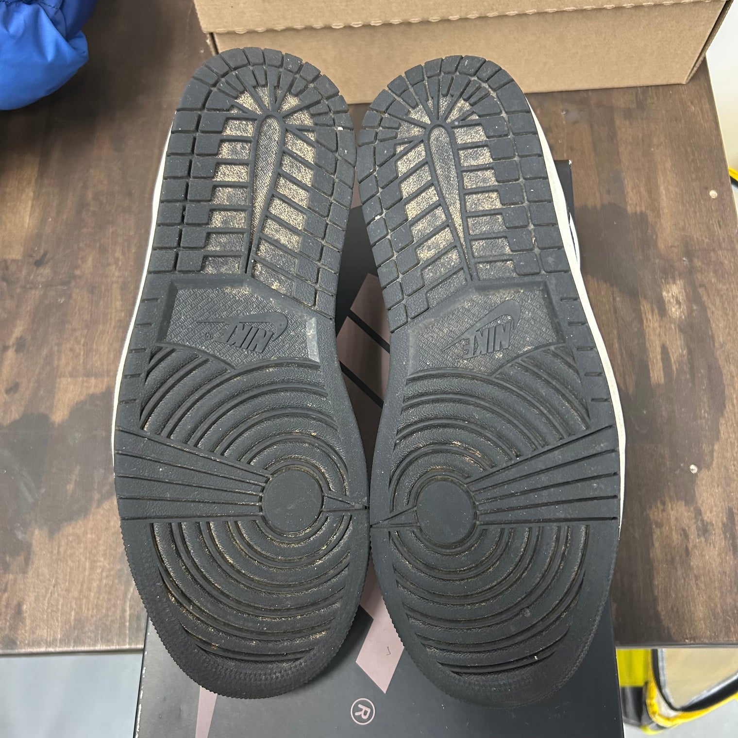 Mocha Jordan 1 Low OG (USED)
