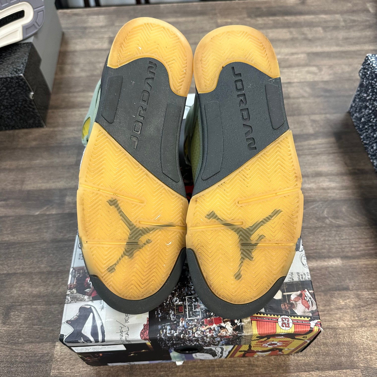 Jade Horizon Jordan 5 Retro (USED)