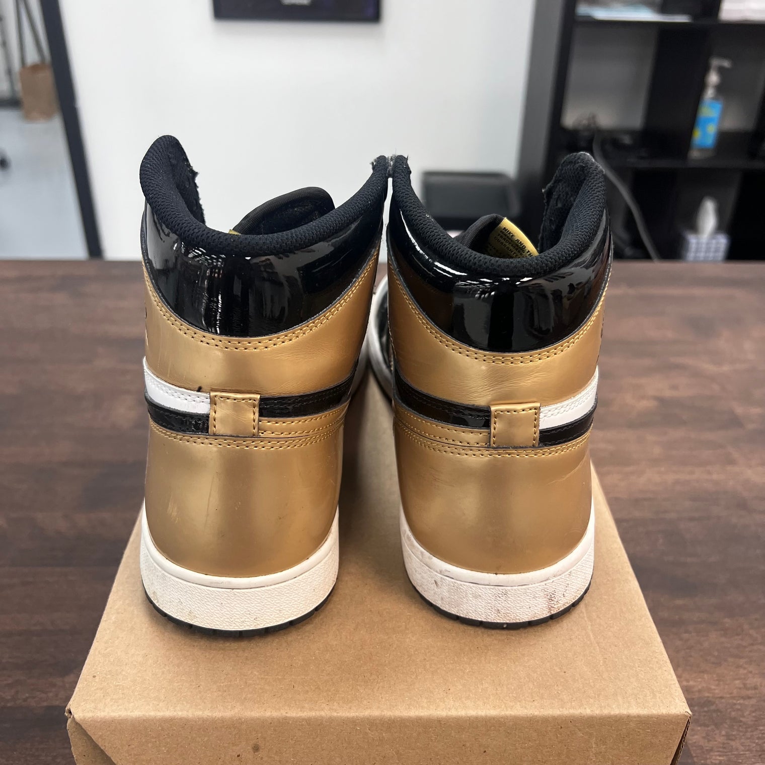 Gold Toe Jordan 1 High (USED, No Box)