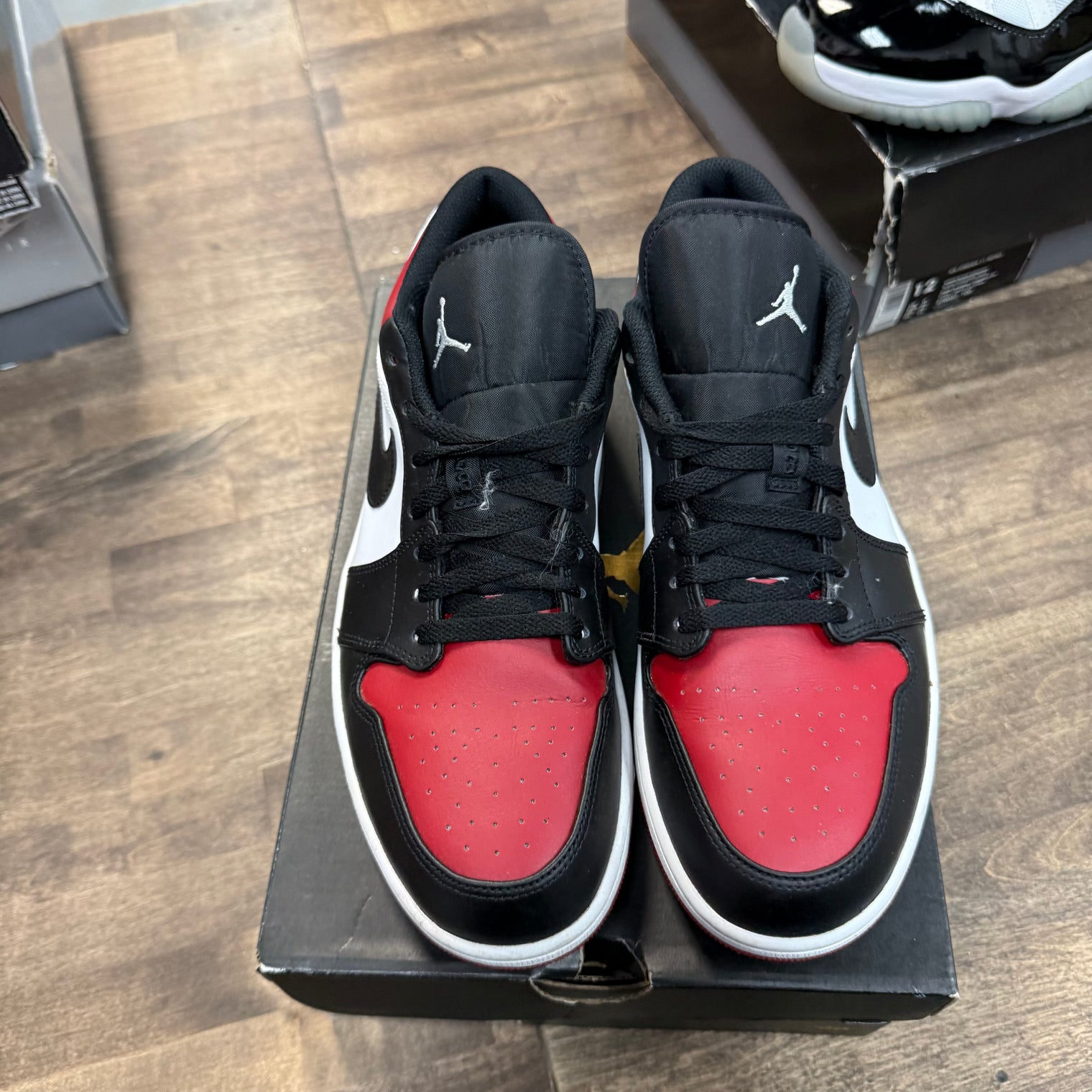 Bred Toe Jordan 1 Low (USED)
