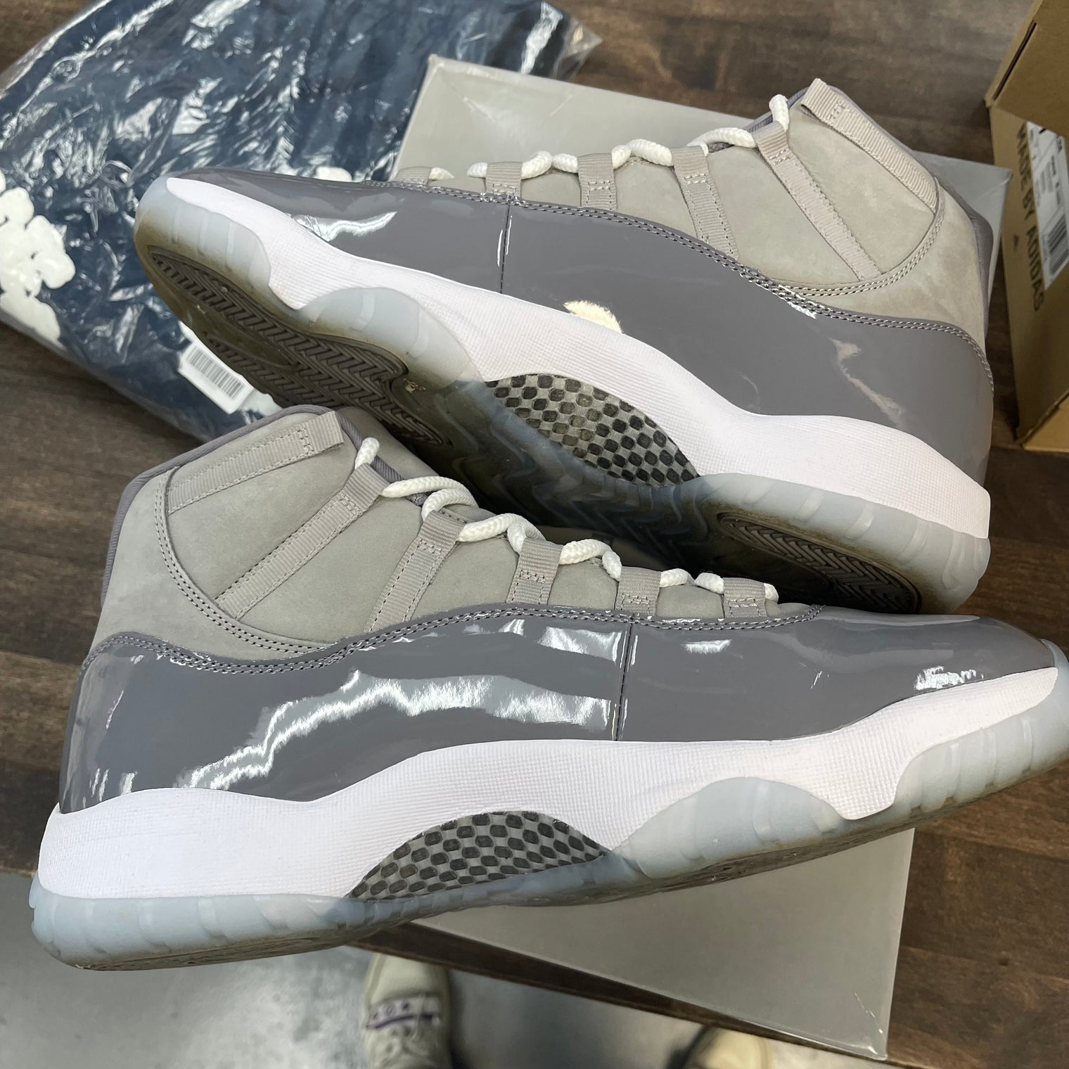 Cool Grey Jordan 11 (USED)