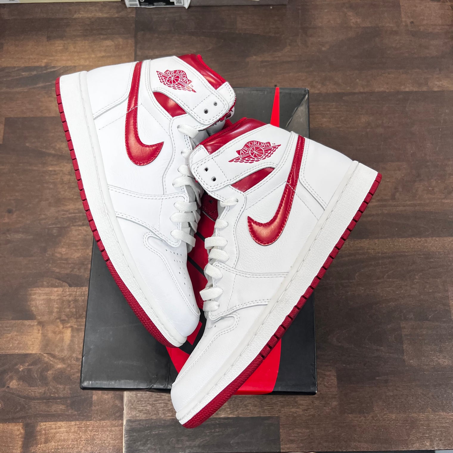 Red Metallic Jordan 1 High (USED)
