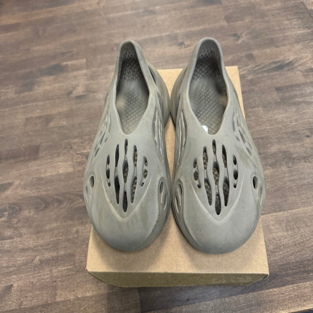 Stone Sage Yeezy Foam RNNR (USED, No Box)