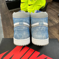 Hyper Royal Jordan 1 High (USED)