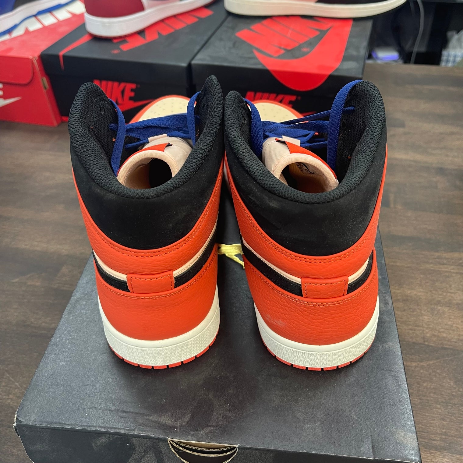 Team Orange Black Jordan 1 Mid SE (USED)