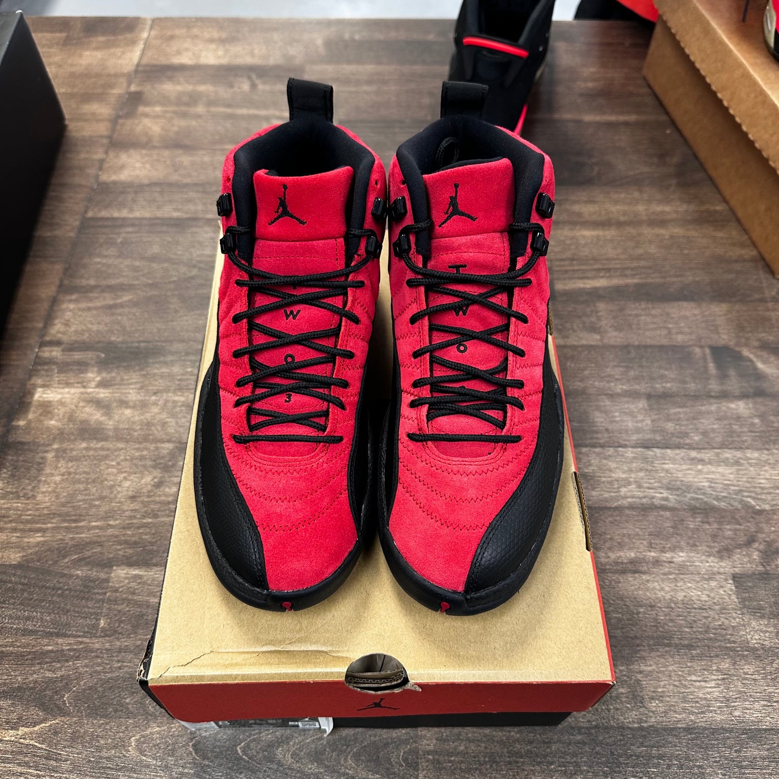 Reverse Flu Game Jordan 12 (USED)