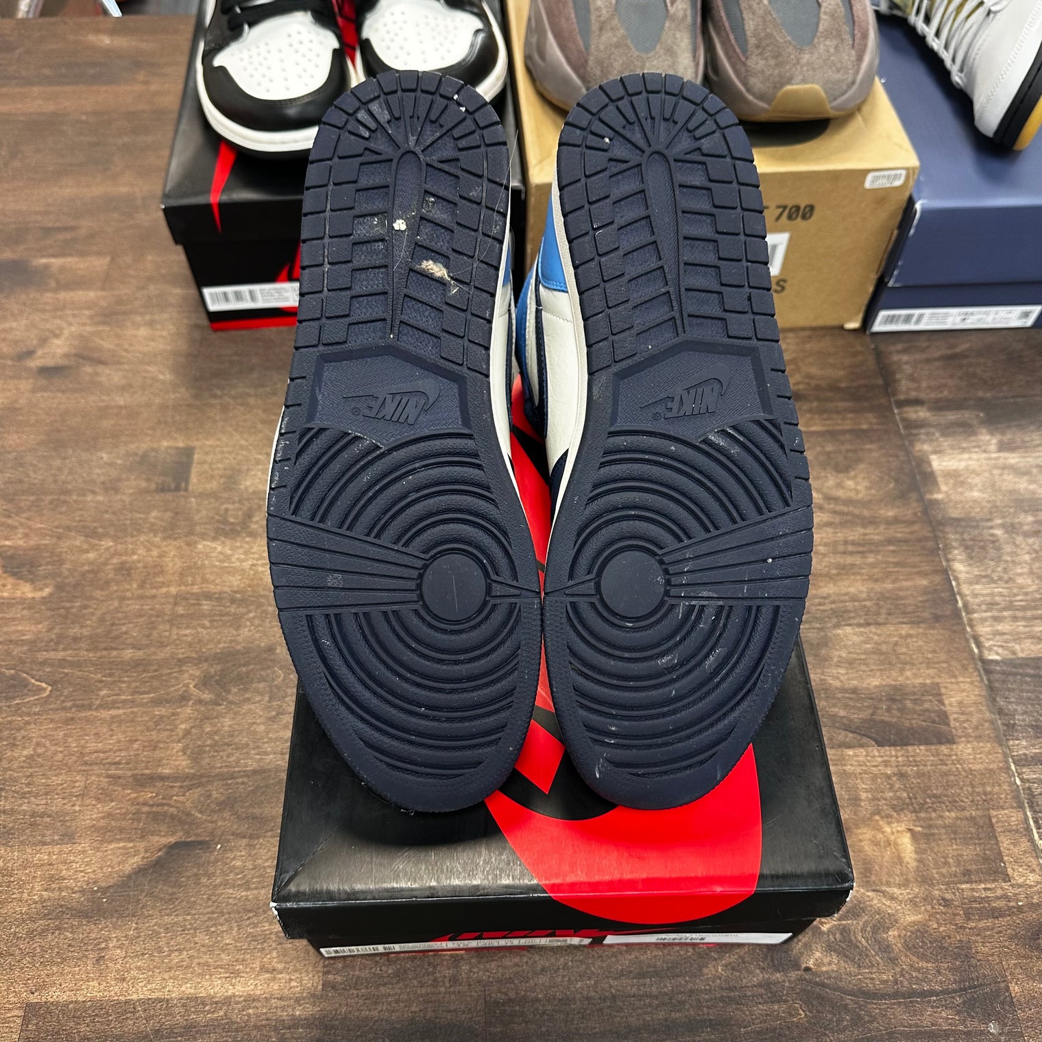 Obsidian Jordan 1 High (USED)