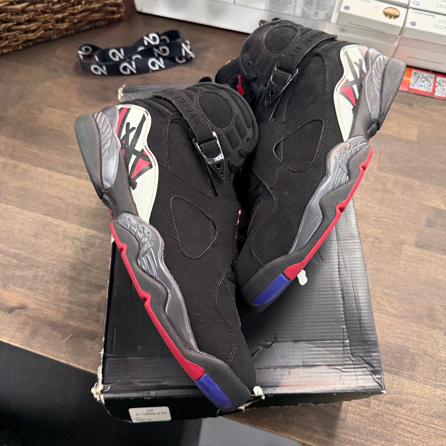 Playoff Jordan 8 Retro (USED)