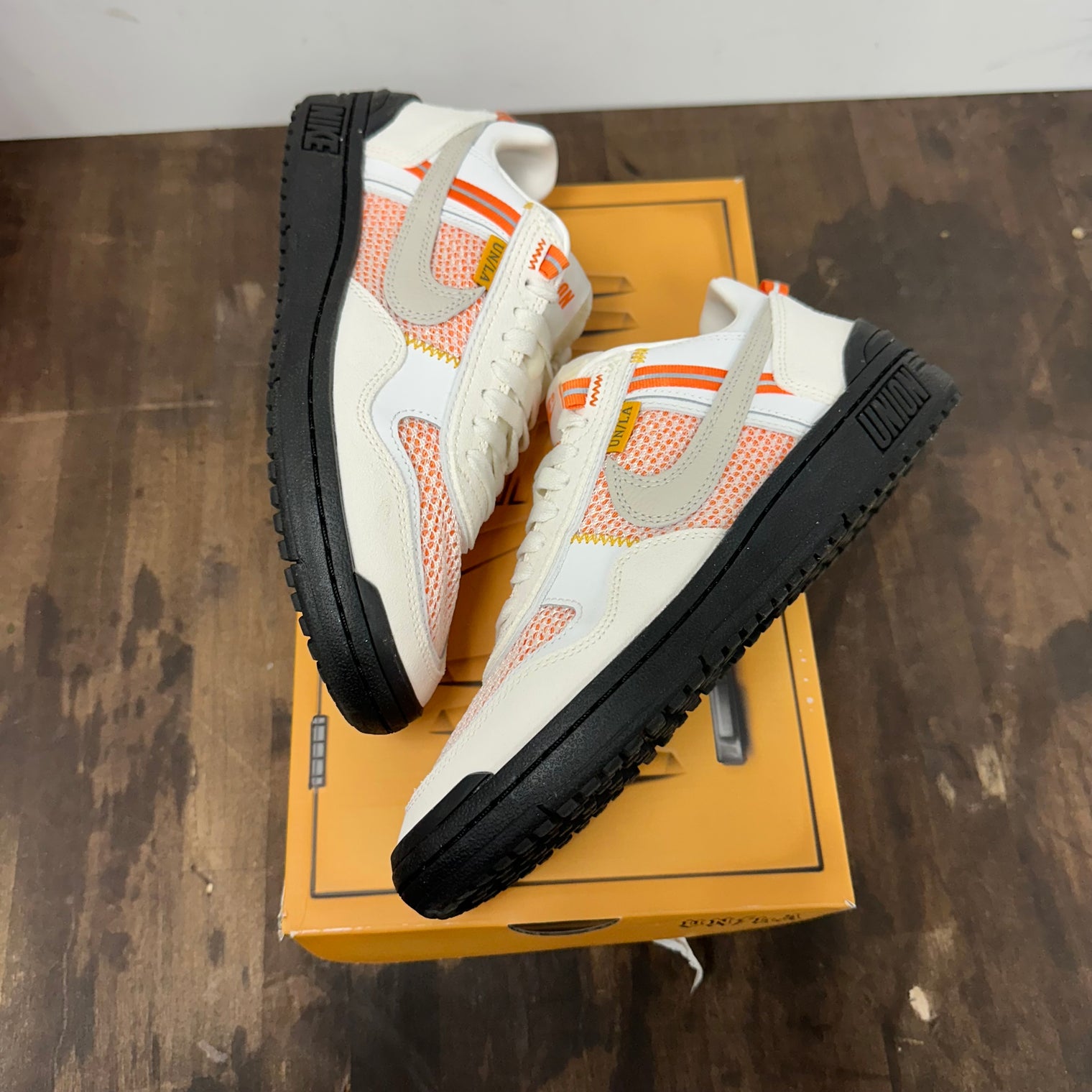 Union LA x Nike Field General Ivory (USED)
