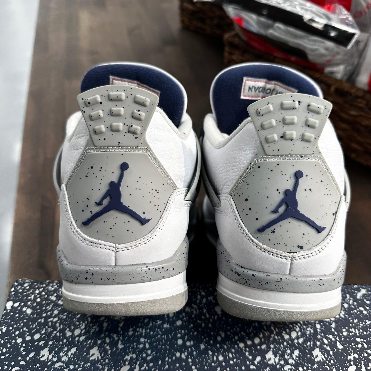 Midnight Navy Jordan 4 (USED)
