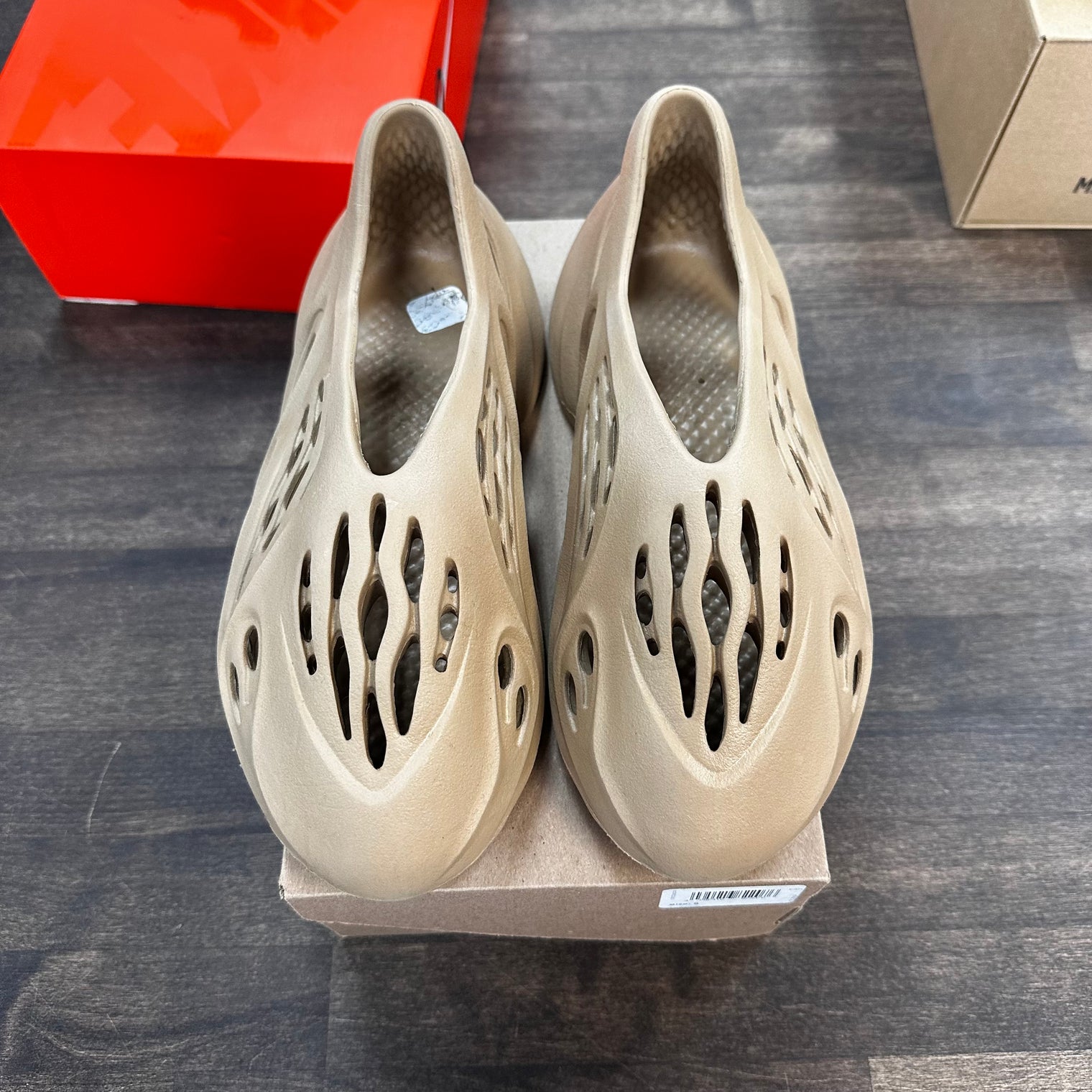Ochre Yeezy Foam RNNR (USED)