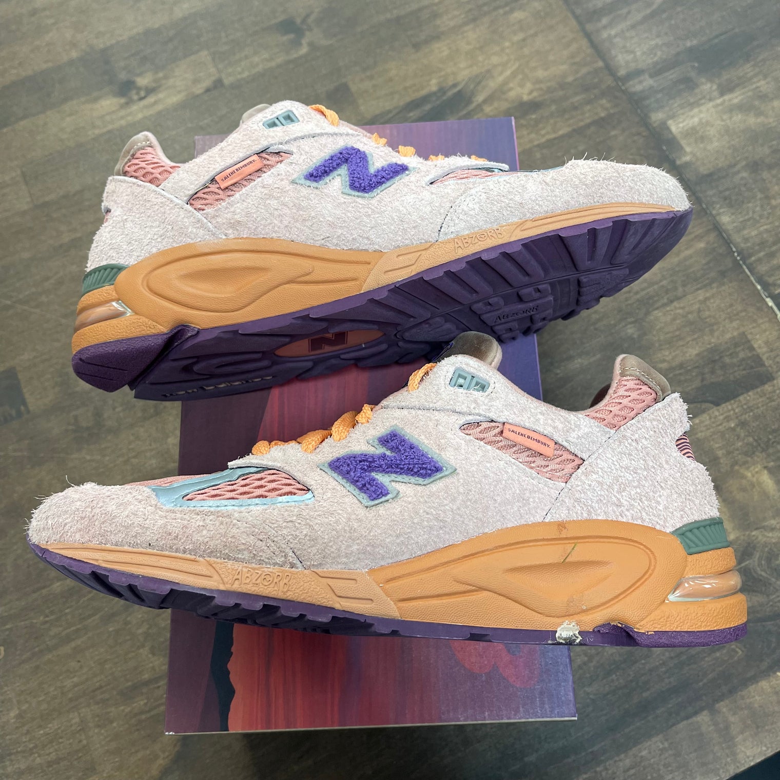 New Balance 990v2 Salehe Bembury Sand Be The Time (USED)