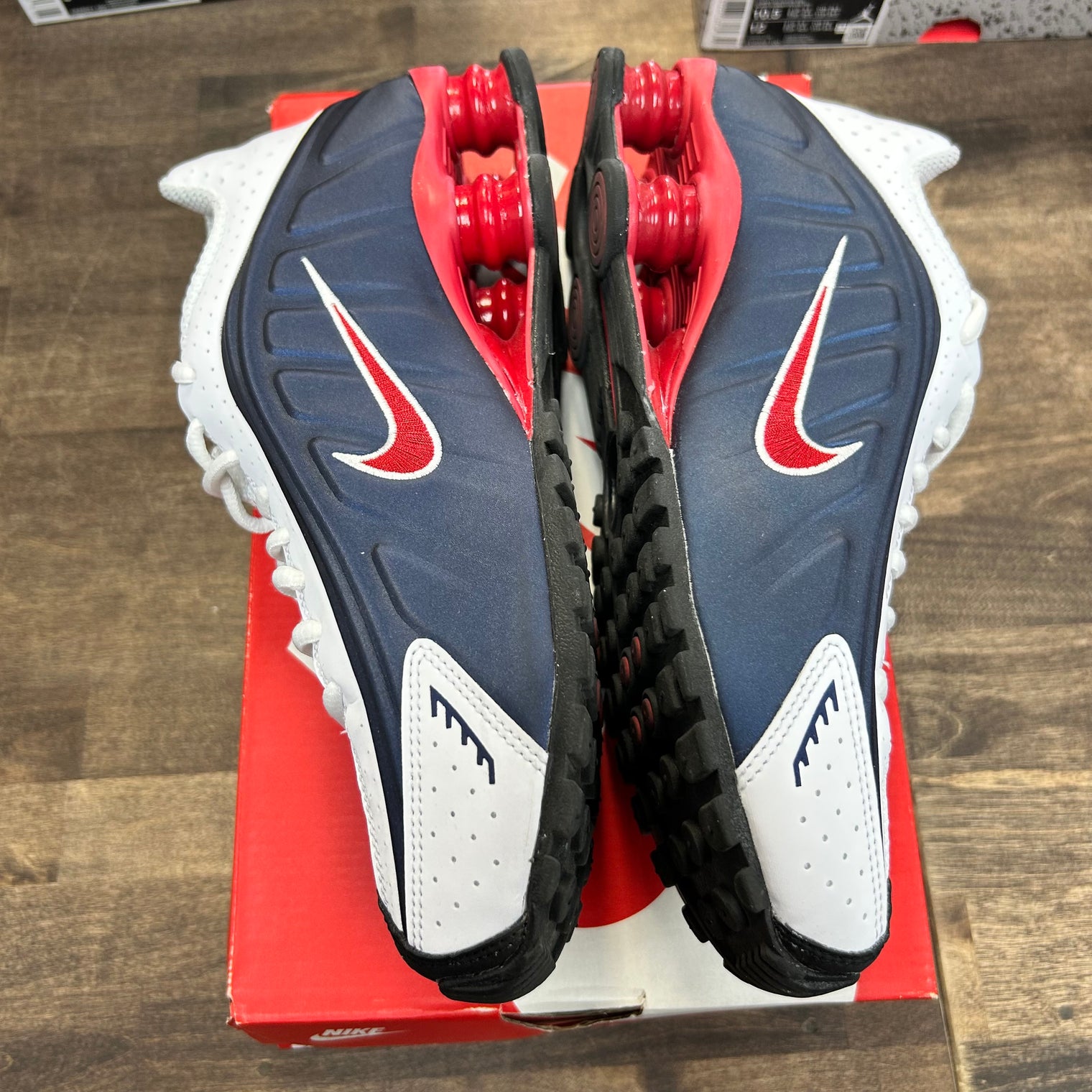 Nike Shox R4 USA (2025) (USED)