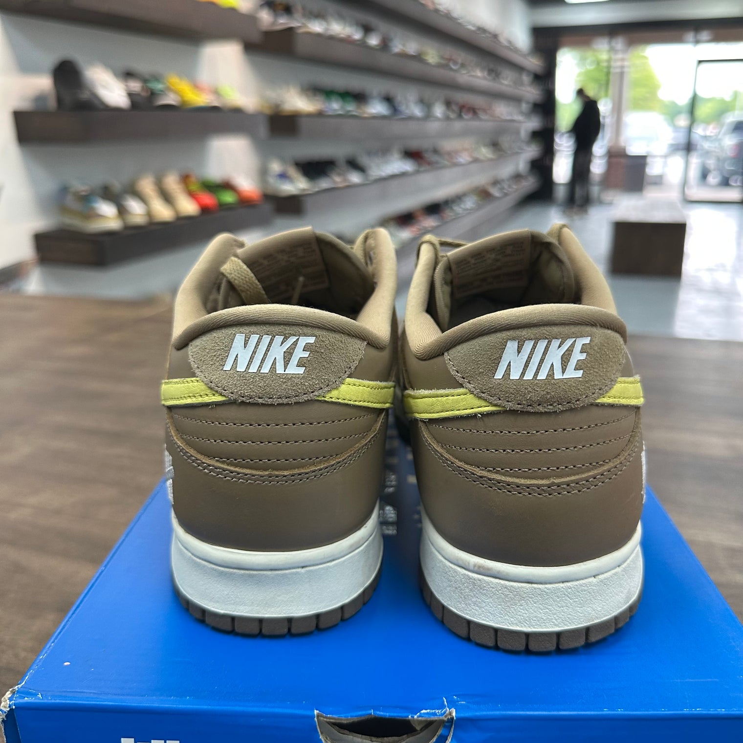 Undefeated Canteen Dunk Low (USED)
