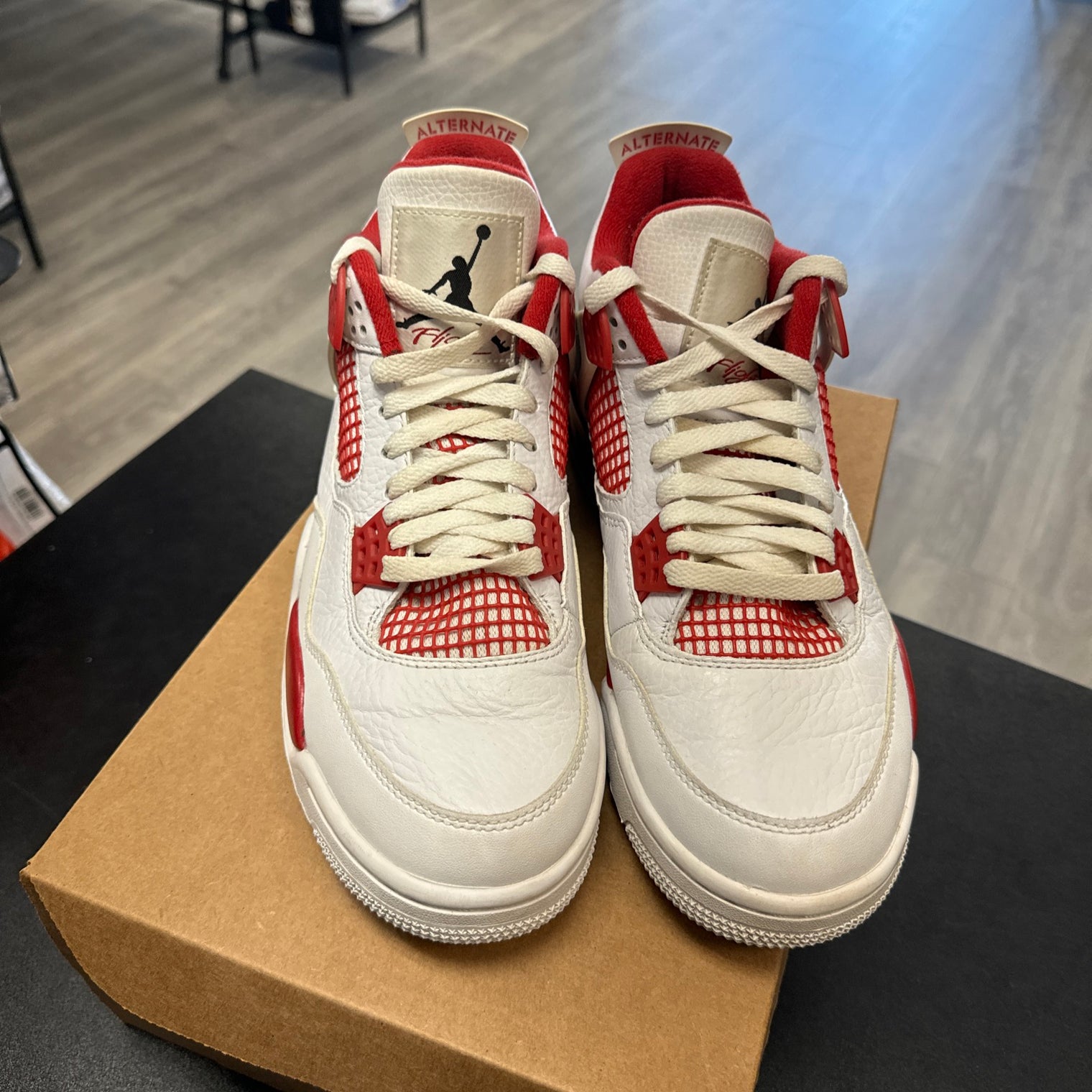 Alternate 89 Jordan 4 (USED;NO BOX)
