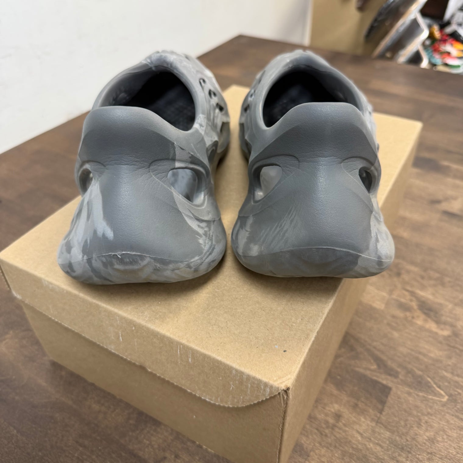 Mx Granite Yeezy Foam RNNR (USED, No Box)