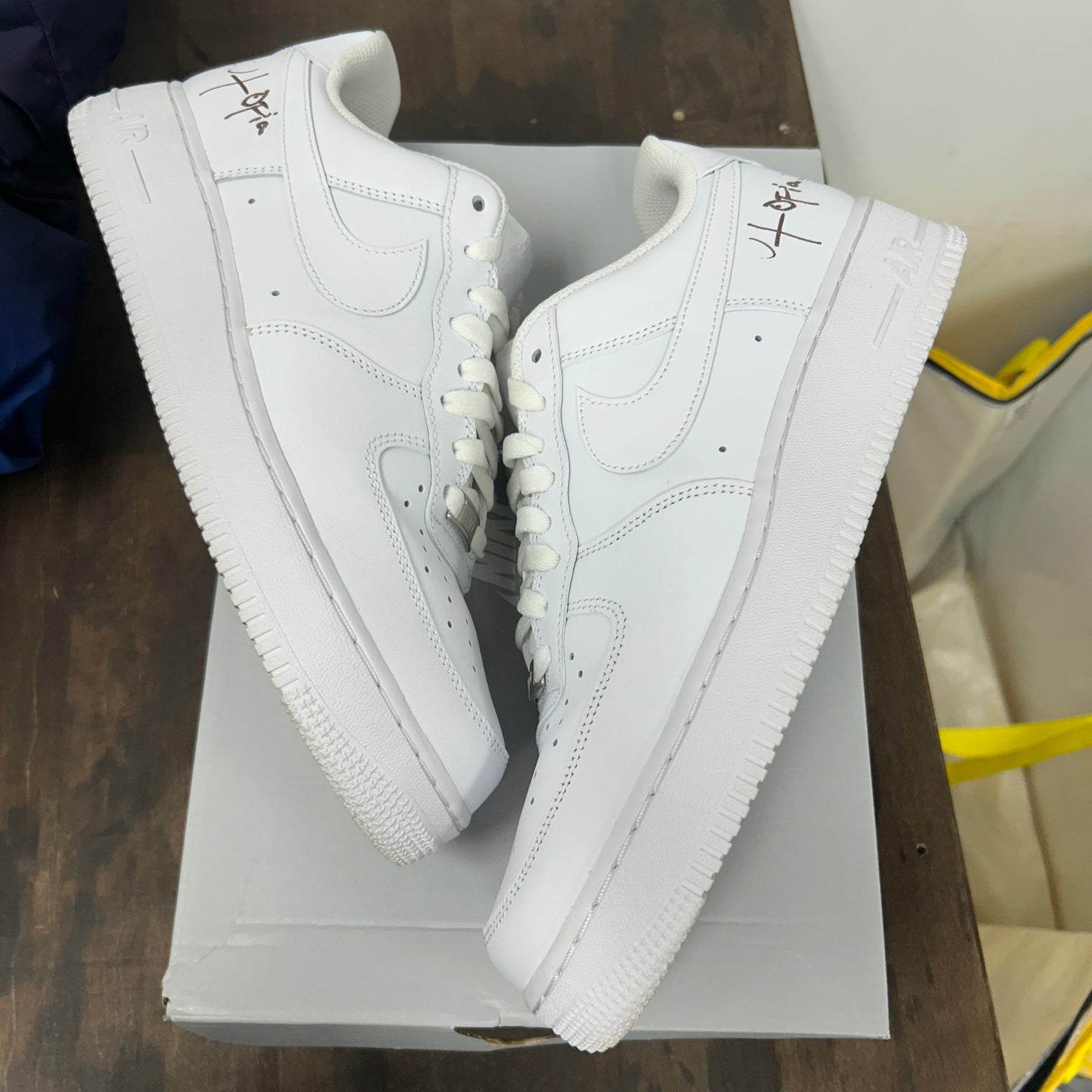 Travis Scott Utopia Air Force 1 07 (USED)