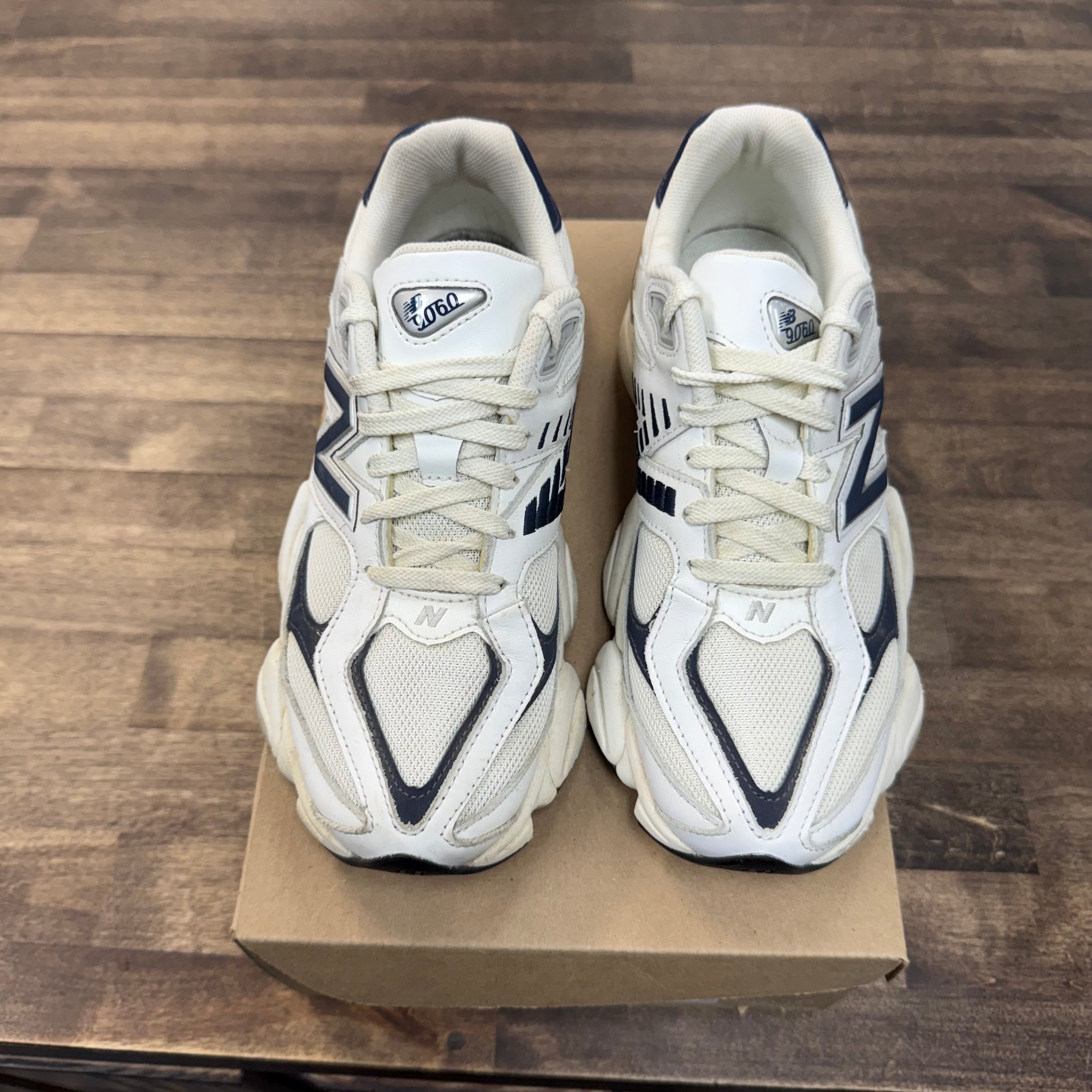New Balance 9060 White Navy (US 9) (USED, No Box) Size 9 (Pre-Owned) - Image 2