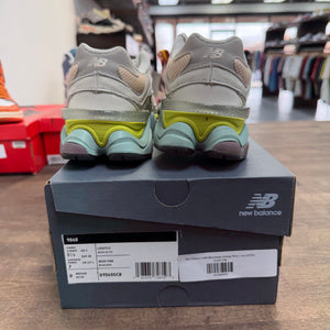 New Balance 9060 Moonbeam Vintage Rose Lime Size 5.5Y (Pre-Owned)